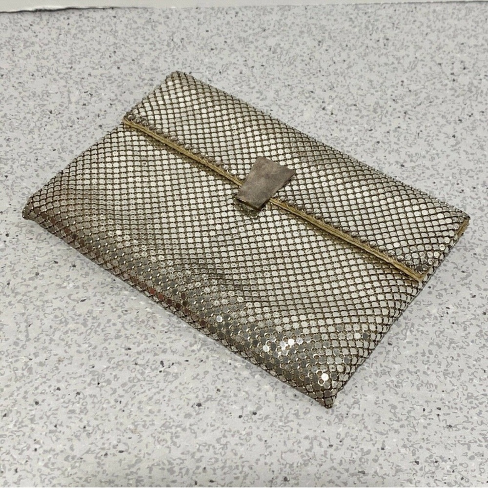 1930 Whiting & Davis Silver Mesh Clutch